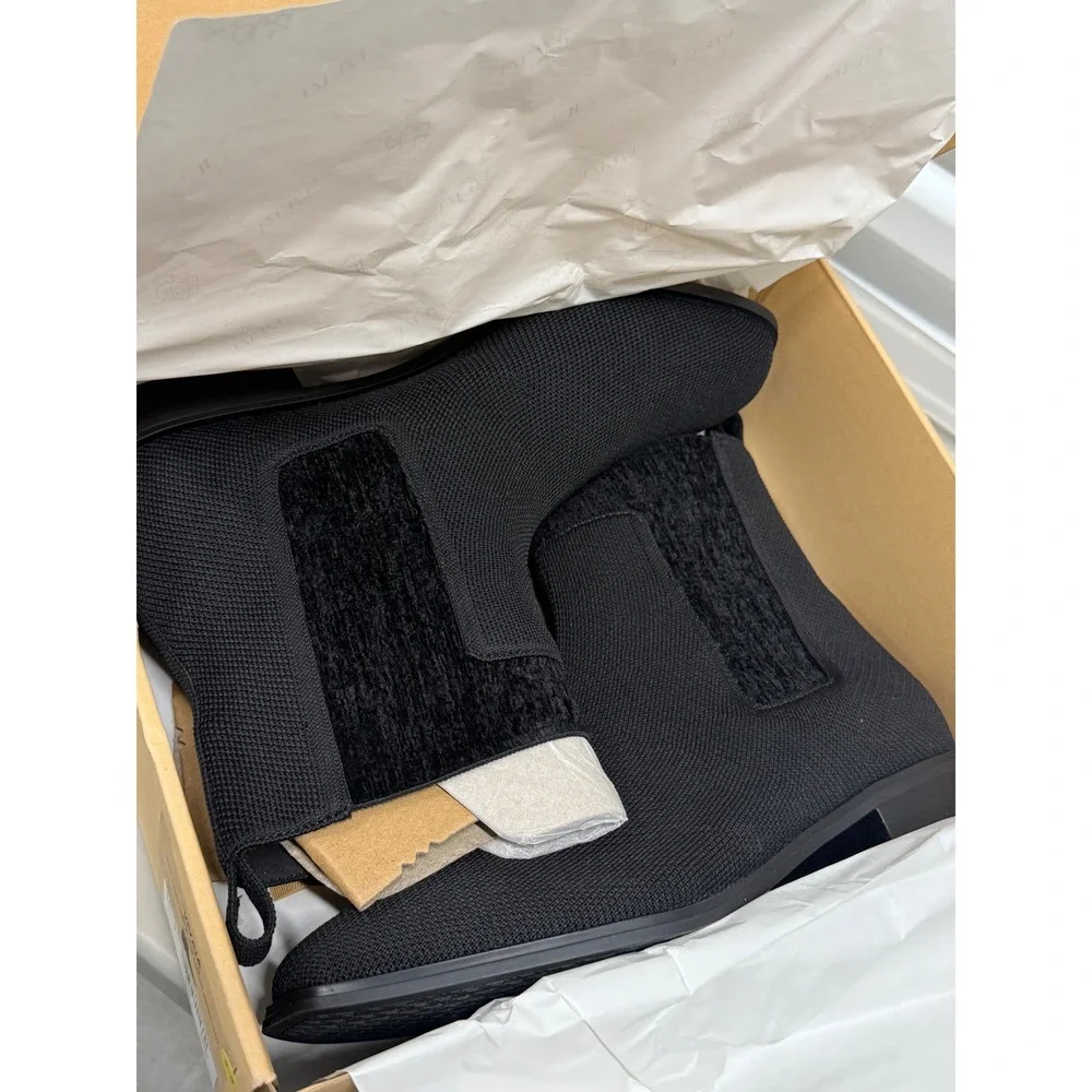 VIVAIA Black‎ Square-Toe Water-Repellent Ankle Boots (Riley Pro) EU/41 US/9.5